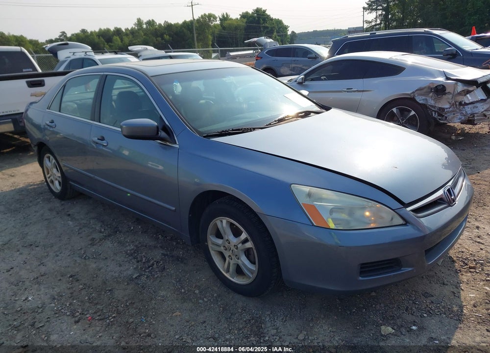 2007 HONDA ACCORD 2.4 EX VIN: 1HGCM56817A124182