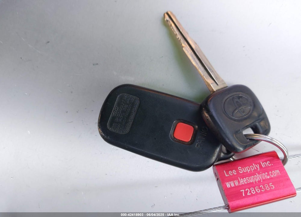 2003 TOYOTA COROLLA LE VIN: JTDBR32E830029436