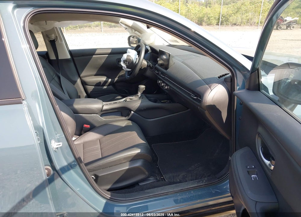 2025 HONDA HR-V AWD EX-L VIN: 3CZRZ2H73SM742008