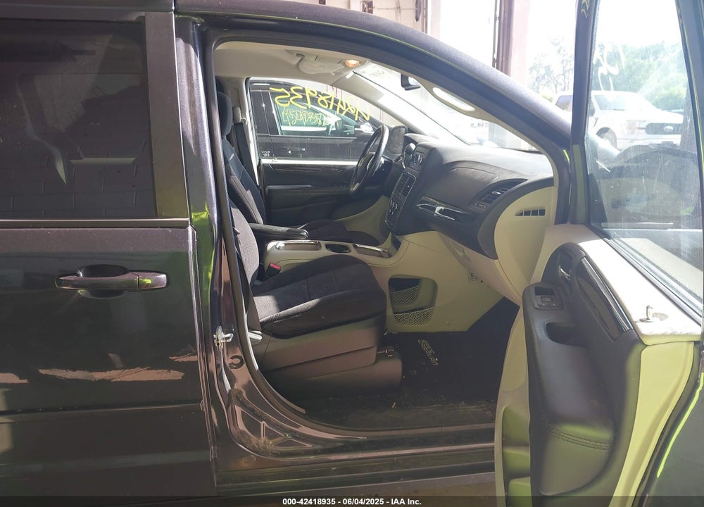 2014 DODGE GRAND CARAVAN SXT VIN: 2C4RDGCG9ER103864