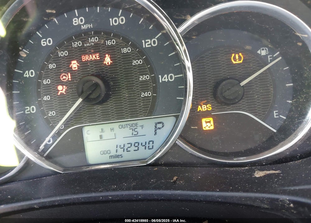 2015 TOYOTA COROLLA LE VIN: 2T1BURHE6FC384477