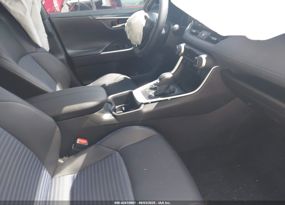 2022 TOYOTA RAV4 HYBRID VIN: 4T3E6RFV7NU083912