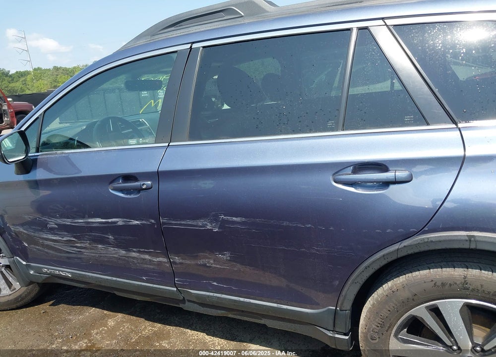 2018 SUBARU OUTBACK VIN: 4S4BSANC6J3216488