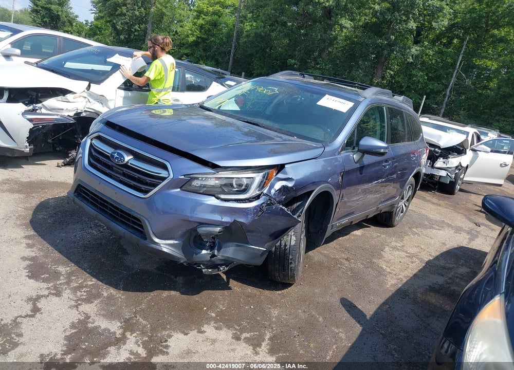 2018 SUBARU OUTBACK VIN: 4S4BSANC6J3216488