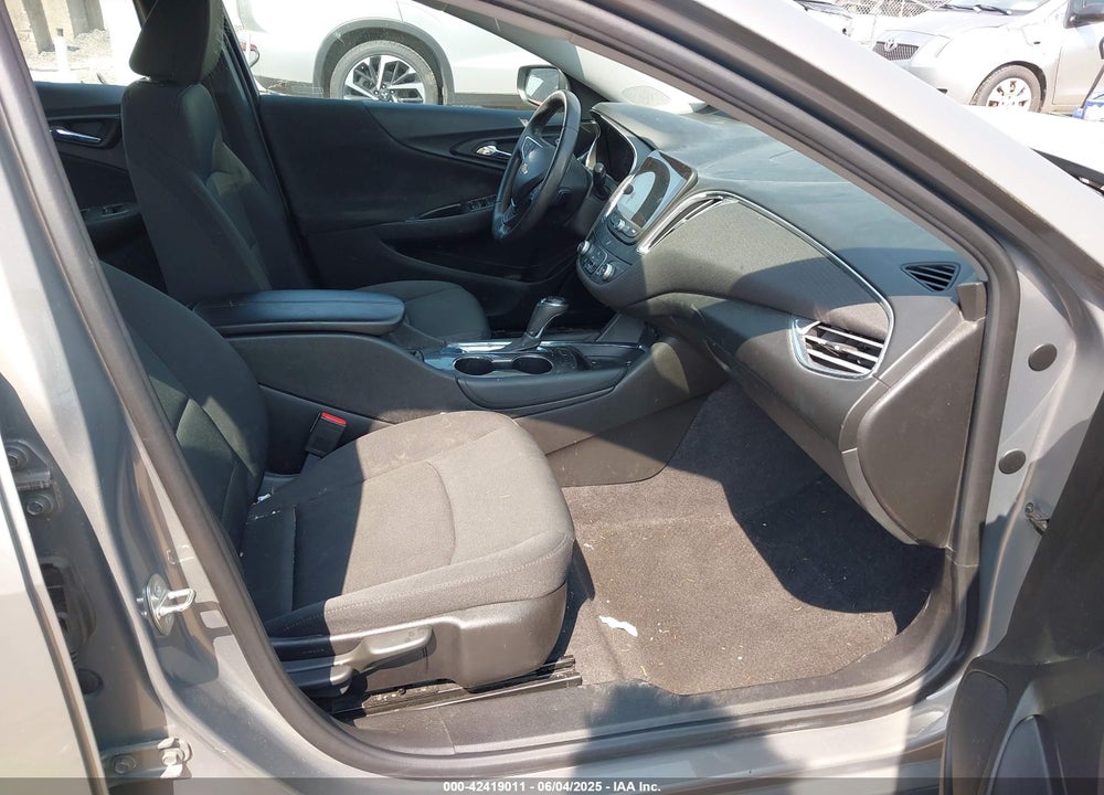 2017 CHEVROLET MALIBU VIN: 1G1ZE5ST1HF150200