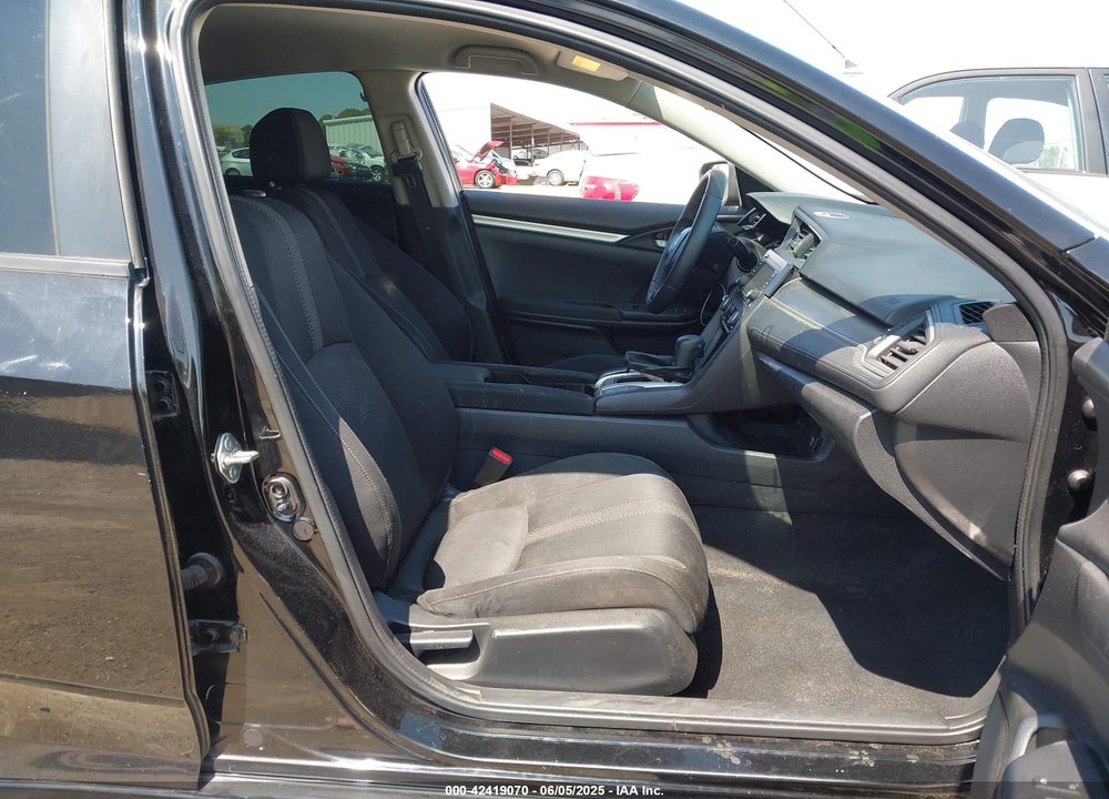 2017 HONDA CIVIC LX VIN: 2HGFC2F55HH546916
