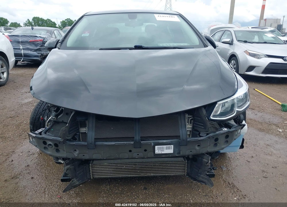 2018 CHEVROLET CRUZE VIN: 1G1BC5SM6J7195696
