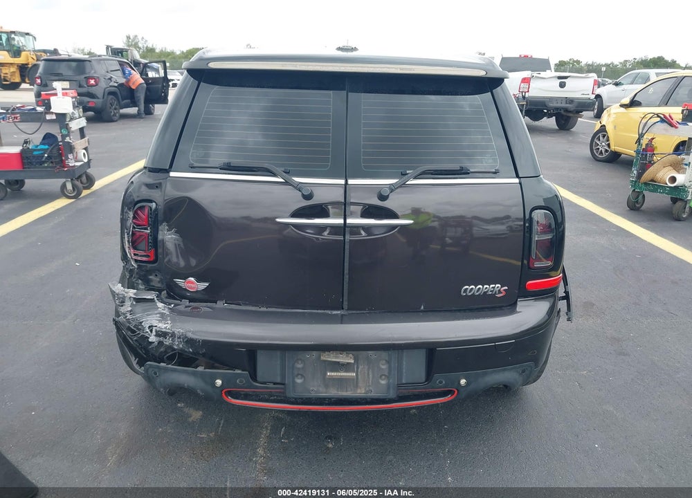 2014 MINI CLUBMAN VIN: WMWZG3C53ETY33385
