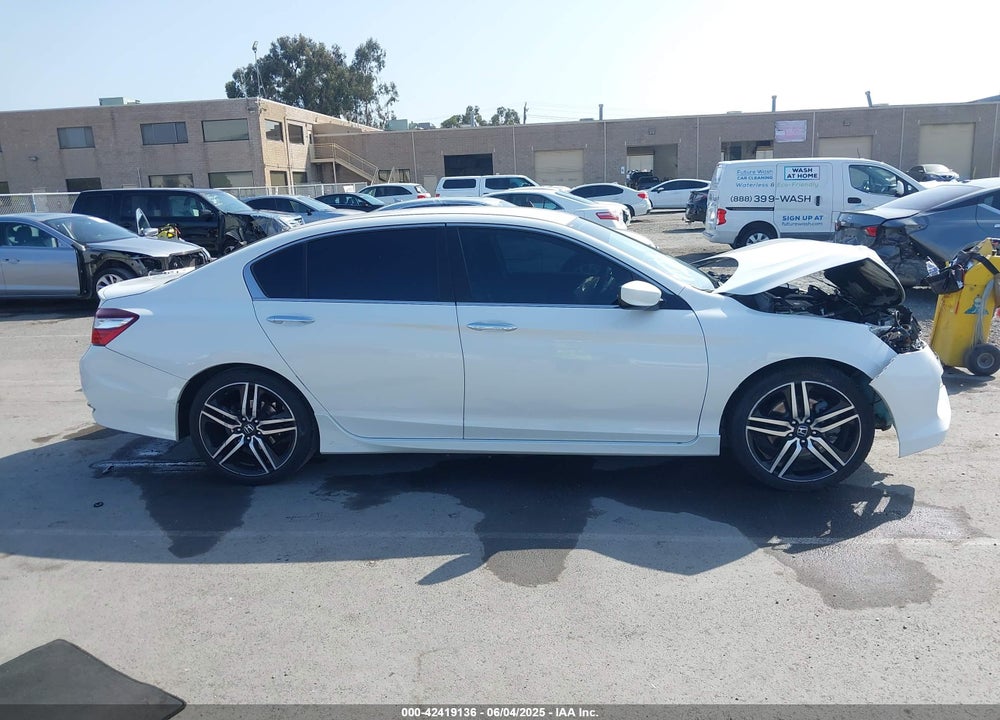 2017 HONDA ACCORD VIN: 1HGCR2F56HA008774