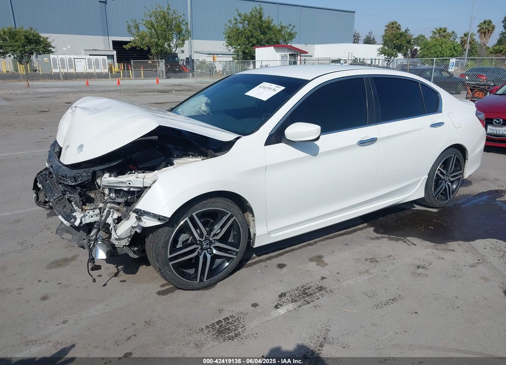2017 HONDA ACCORD VIN: 1HGCR2F56HA008774