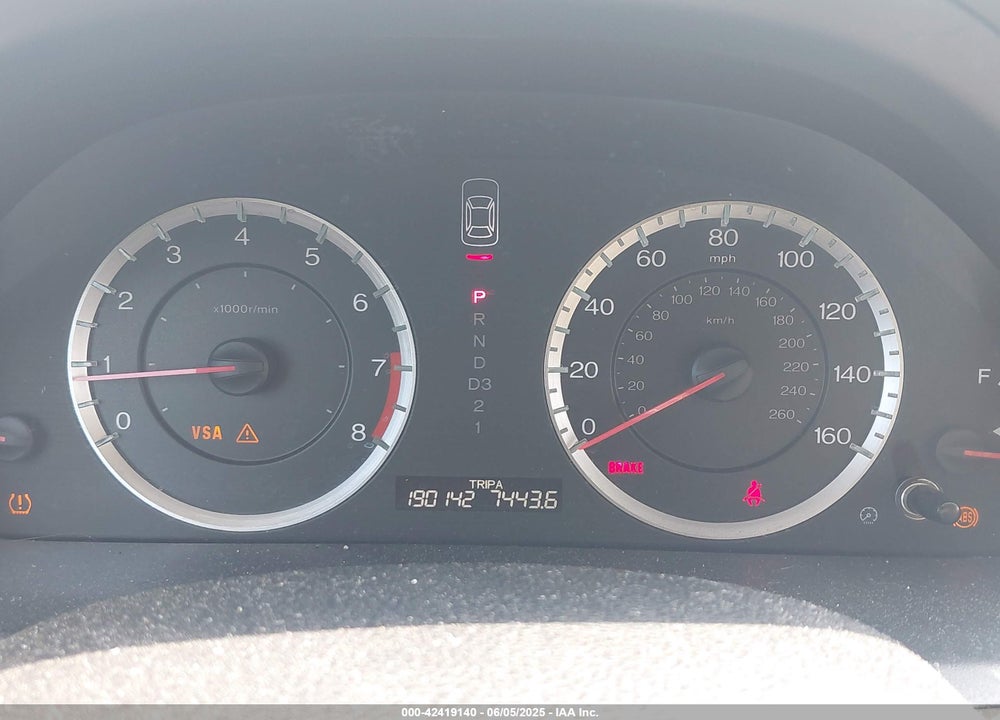 2010 HONDA ACCORD 2.4 LX-P VIN: 1HGCP2F40AA013035