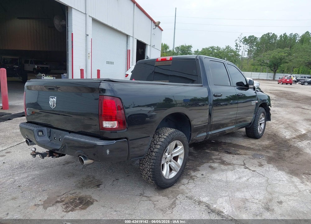 2016 RAM 1500 VIN: 1C6RR6UT3GS257308