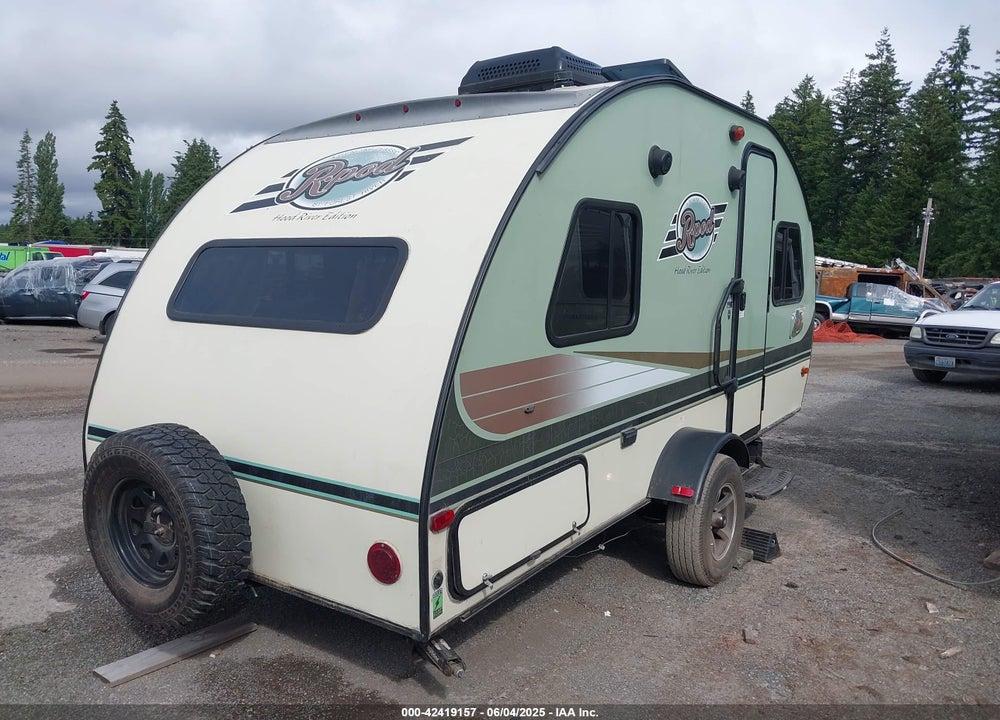 2015 FOREST RIVER OTHER VIN: 4X4TRPT1XF2008095