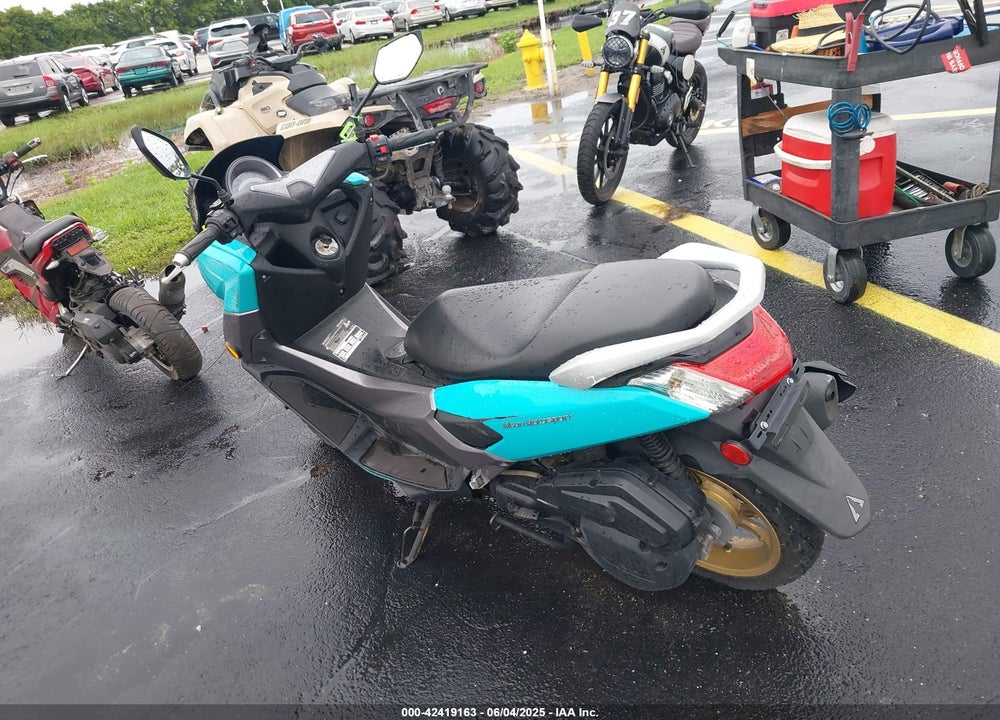 2023 YIBEN 6 SERIES VIN: LYDY6TKH5P1500023