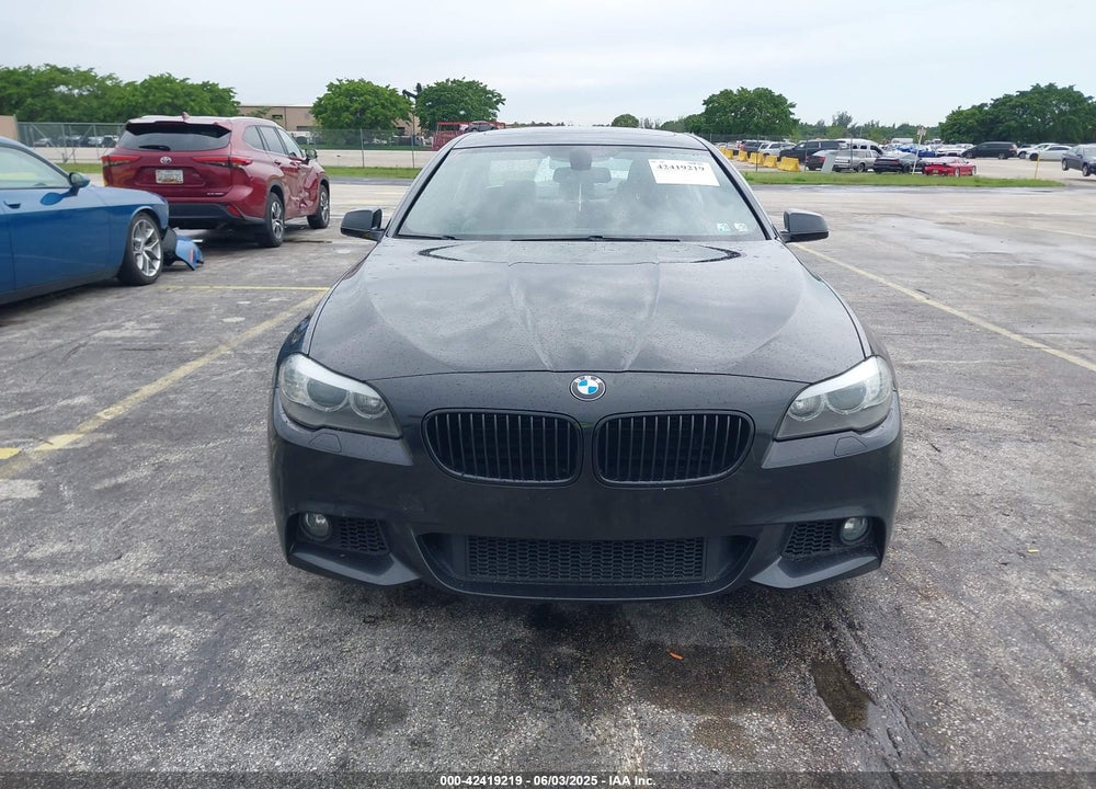 2013 BMW 550 VIN: WBAFR9C55DC271603