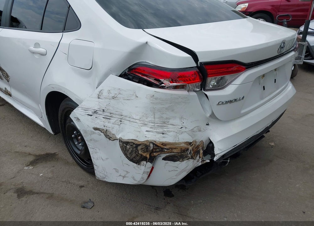 2022 TOYOTA COROLLA LE VIN: 5YFEPMAE3NP348813