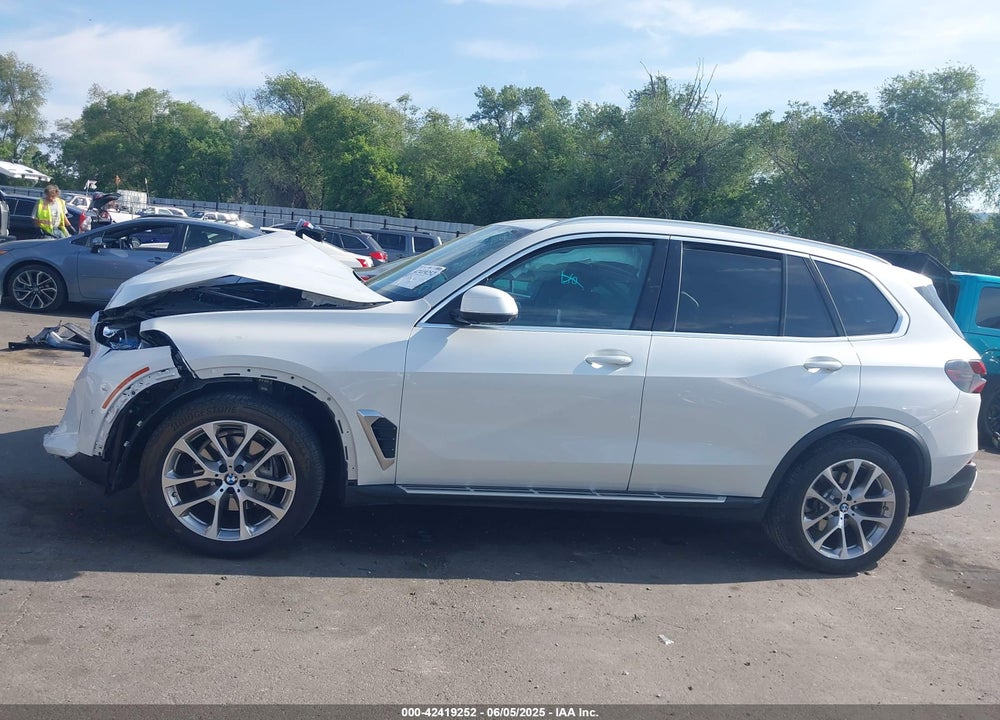 2024 BMW X5 VIN: 5UX23EU08R9T24893