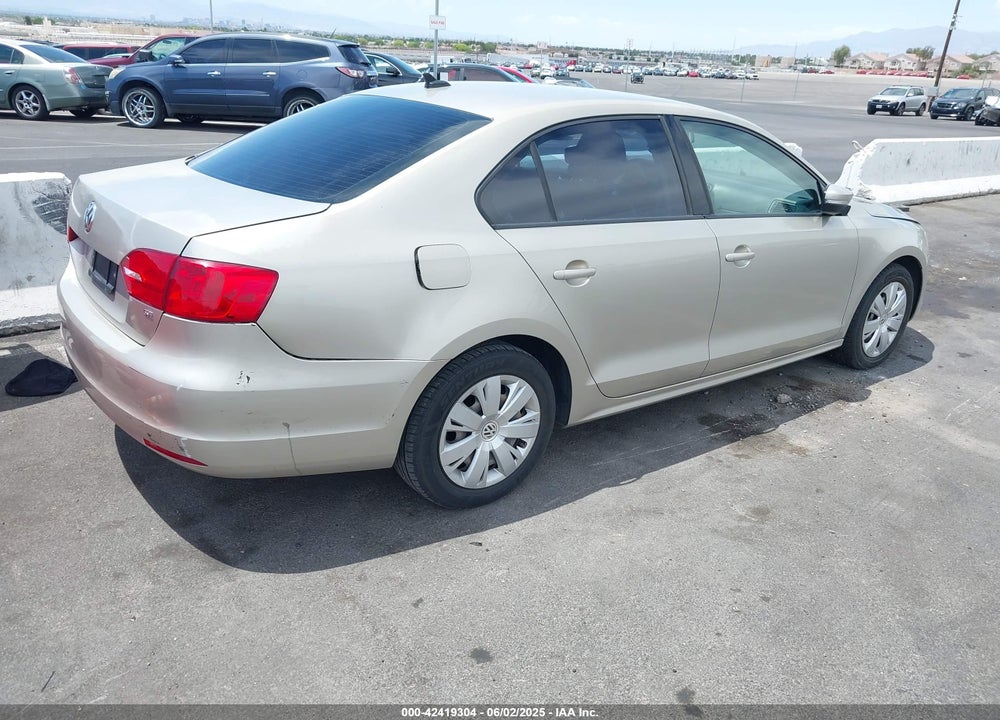 2014 VOLKSWAGEN JETTA VIN: 3VWD17AJ9EM271431