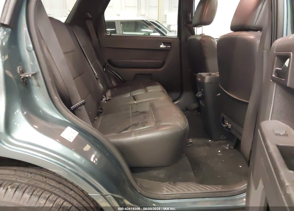 2011 FORD ESCAPE VIN: 1FMCU9EG6BKC05031
