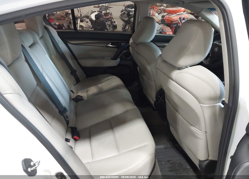 2012 ACURA TL 3.7 VIN: 19UUA9F75CA011115
