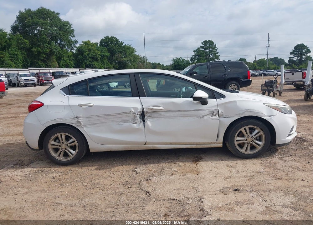 2017 CHEVROLET CRUZE VIN: 3G1BE6SM6HS602590