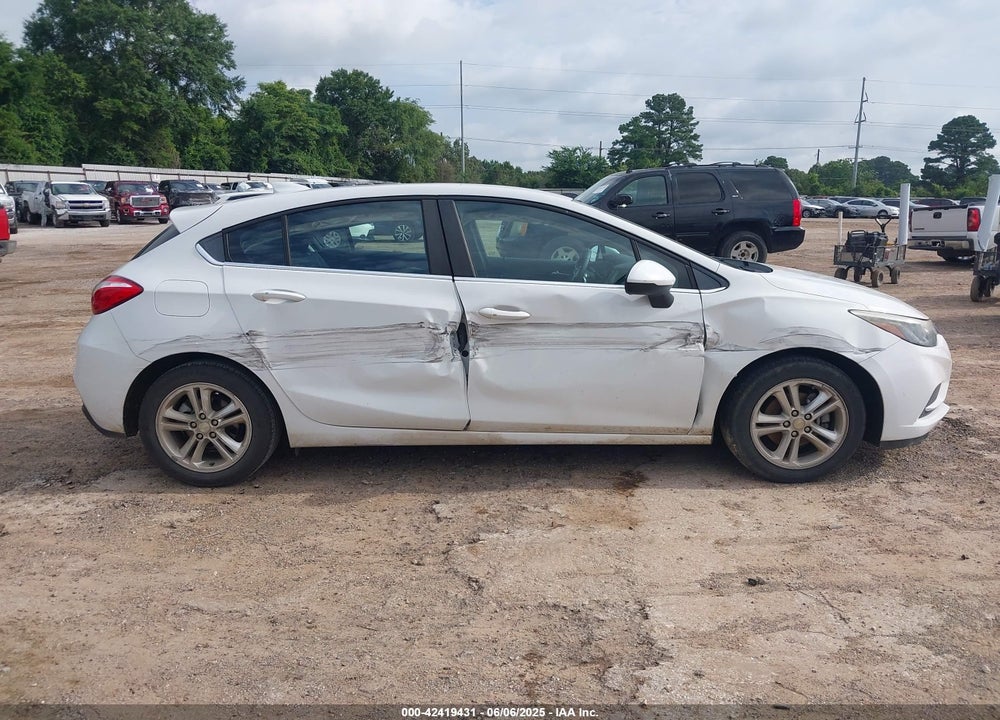 2017 CHEVROLET CRUZE VIN: 3G1BE6SM6HS602590