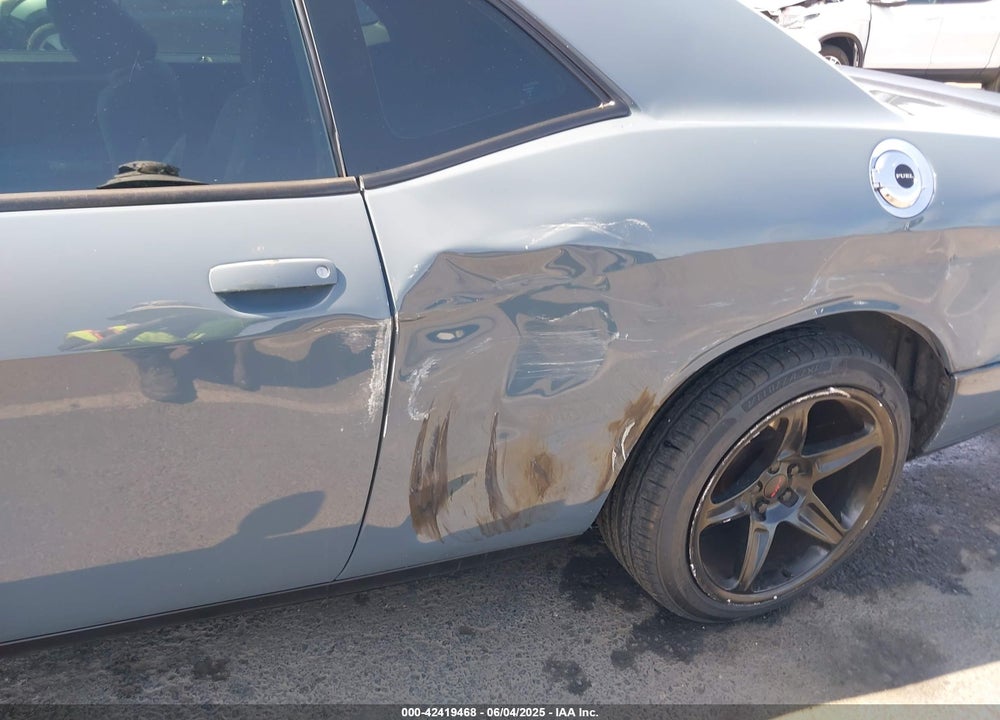 2014 DODGE CHALLENGER SXT VIN: 2C3CDYAG1EH289991