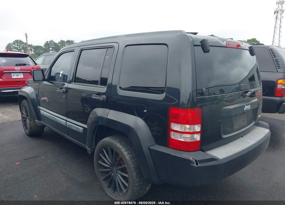 2008 JEEP LIBERTY VIN: 1J8GP28K38W284933