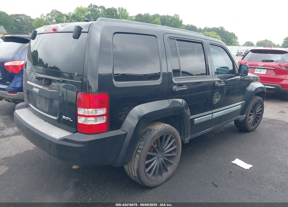 2008 JEEP LIBERTY VIN: 1J8GP28K38W284933
