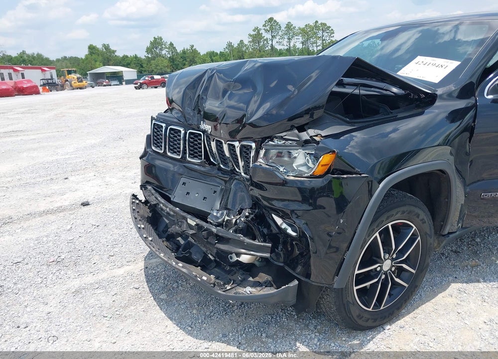 2018 JEEP GRAND CHEROKEE LAREDO E 4X4 VIN: 1C4RJFAG5JC377345