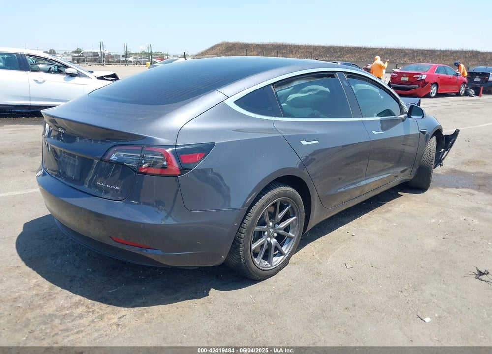2018 TESLA MODEL 3 VIN: 5YJ3E1EB5JF104159