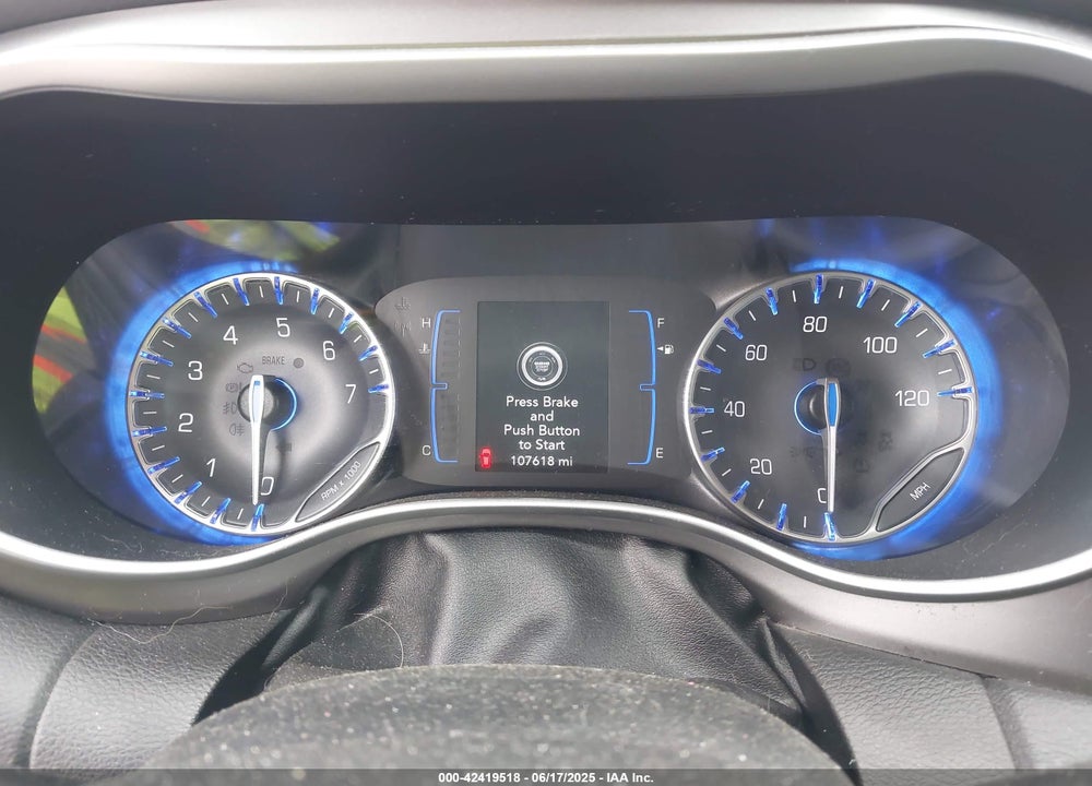 2020 CHRYSLER PACIFICA TOURING L VIN: 2C4RC1BG2LR127986