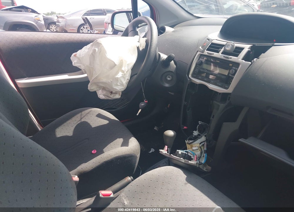 2011 TOYOTA YARIS VIN: JTDKT4K33B5342496