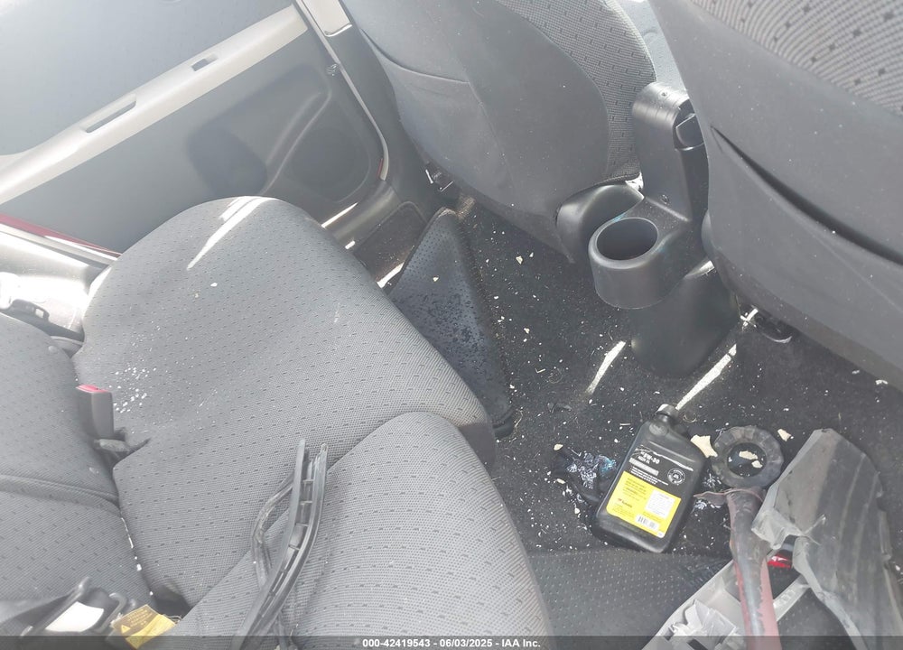 2011 TOYOTA YARIS VIN: JTDKT4K33B5342496
