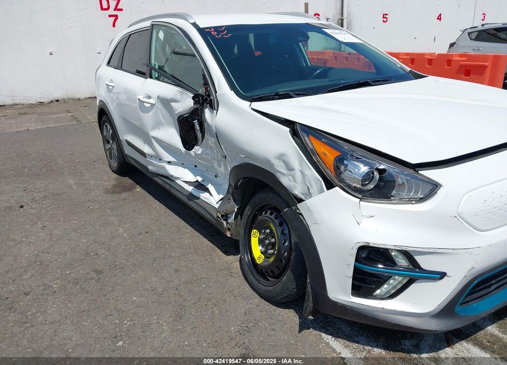 2019 KIA NIRO VIN: KNDCC3LG2K5008010