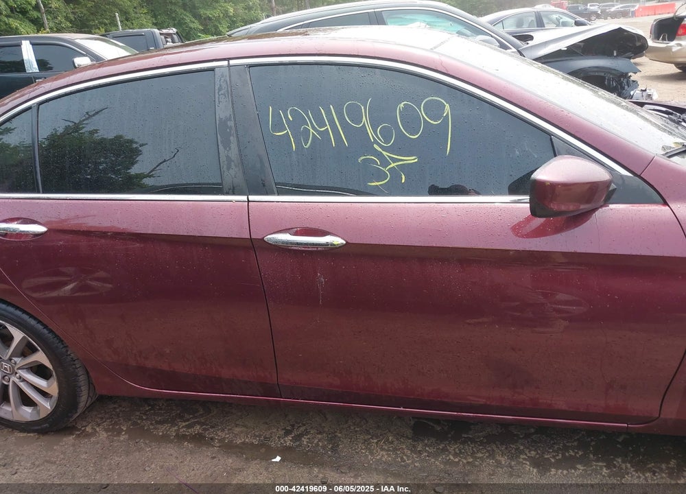 2014 HONDA ACCORD VIN: 1HGCR2F59EA062906