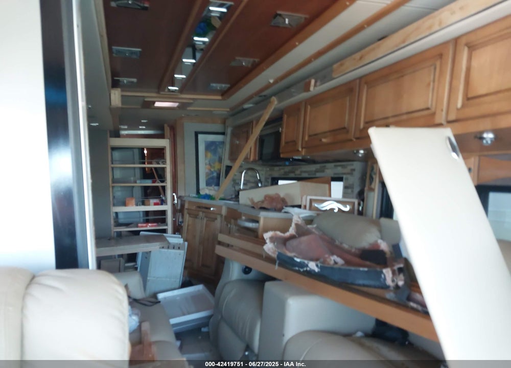 2019 TIFFIN MOTORHOMES INC PHAETON VIN: 5VBPA57A1KA119462