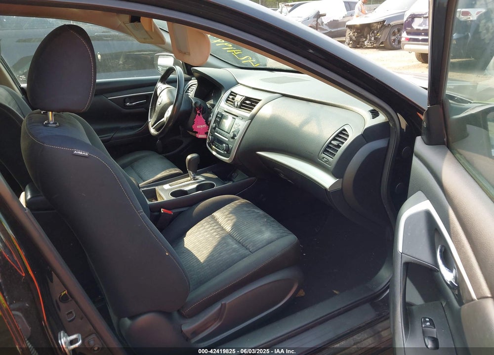 2017 NISSAN ALTIMA VIN: 1N4AL3AP5HC227192