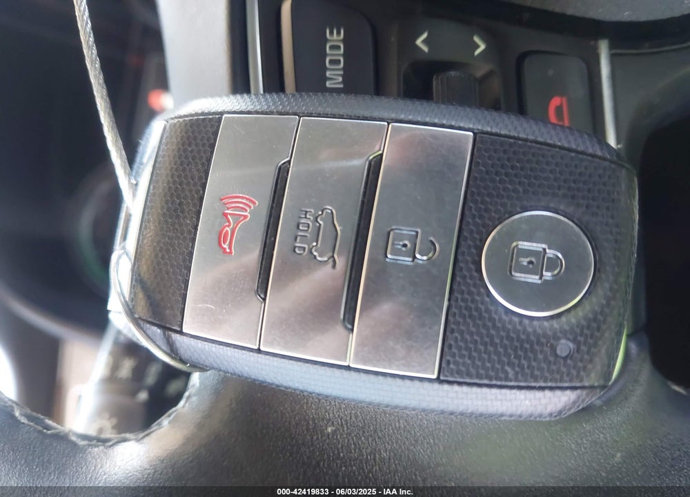 2017 KIA NIRO VIN: KNDCC3LC4H5057764