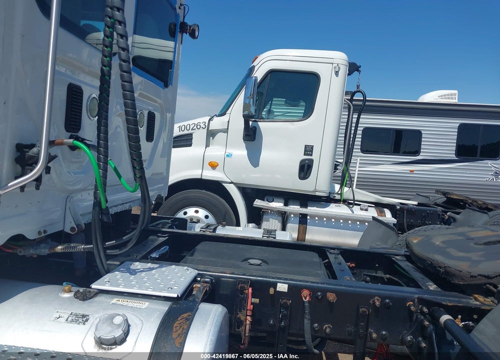 2013 FREIGHTLINER CASCADIA 113 VIN: 1FUBGADV7DLBW3504