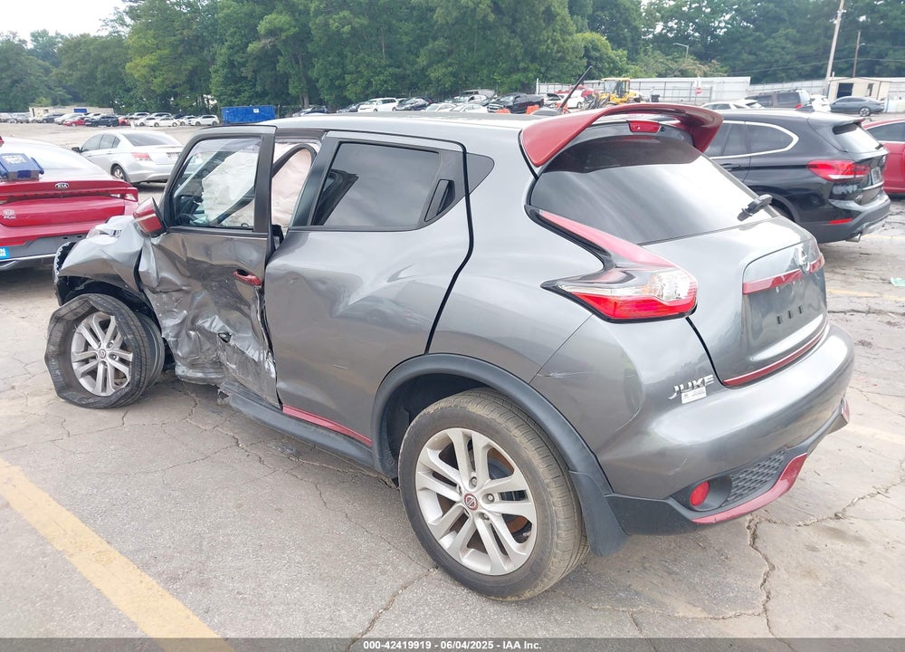 2015 NISSAN JUKE VIN: JN8AF5MR0FT513088