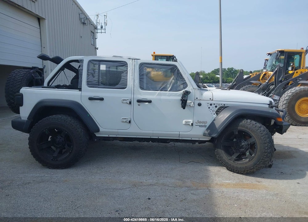 2018 JEEP WRANGLER UNLIMITED VIN: 1C4HJXDG9JW221353