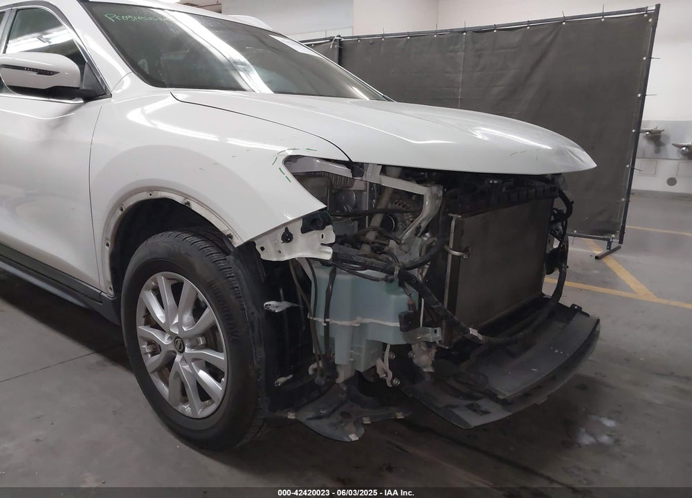 2017 NISSAN ROGUE SV VIN: JN8AT2MT6HW153216