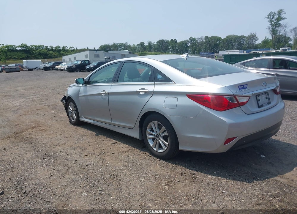 2014 HYUNDAI SONATA VIN: 5NPEB4AC0EH915327