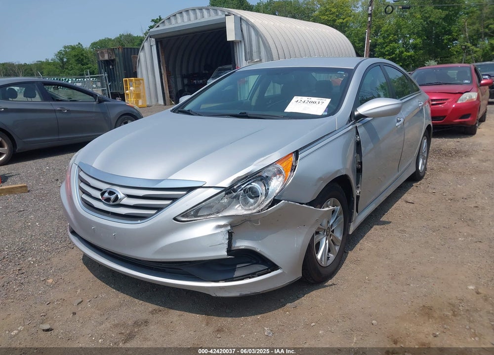 2014 HYUNDAI SONATA VIN: 5NPEB4AC0EH915327