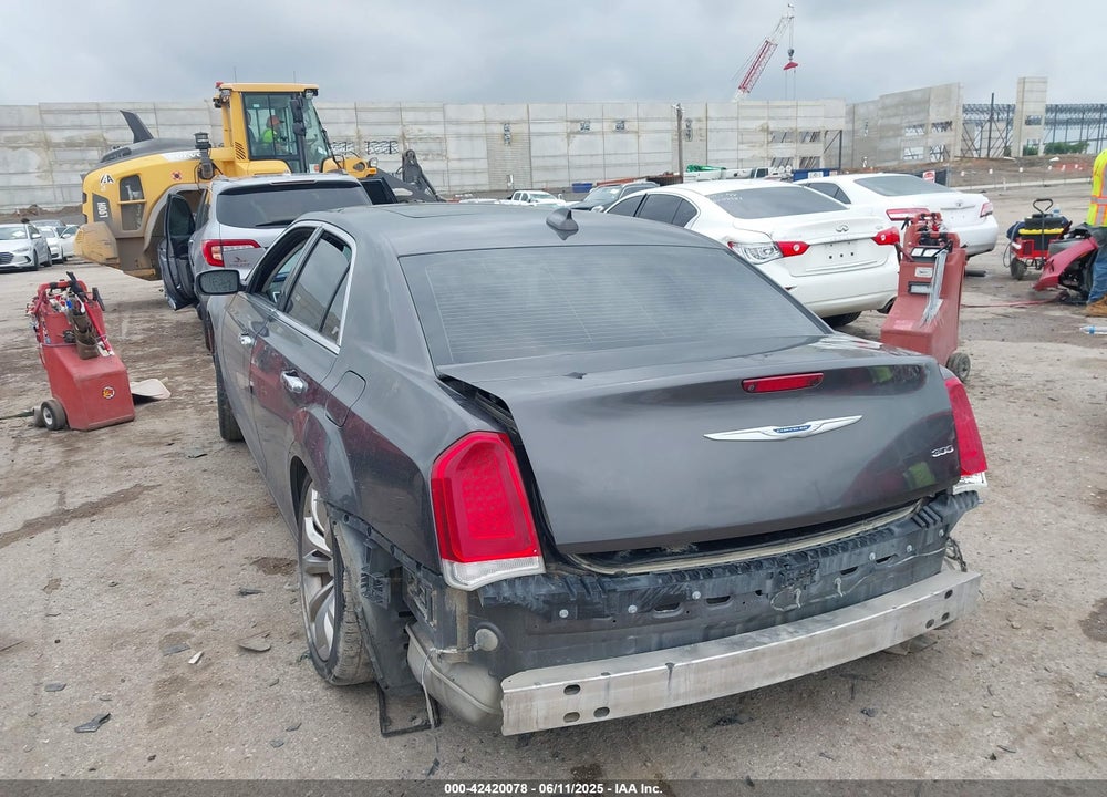 2020 CHRYSLER 300 VIN: 2C3CCAEG6LH127968