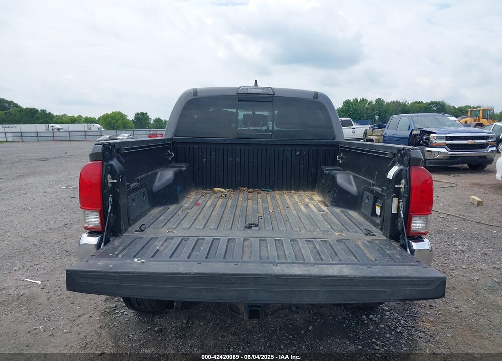 2017 TOYOTA TACOMA VIN: 5TFCZ5AN8HX082900