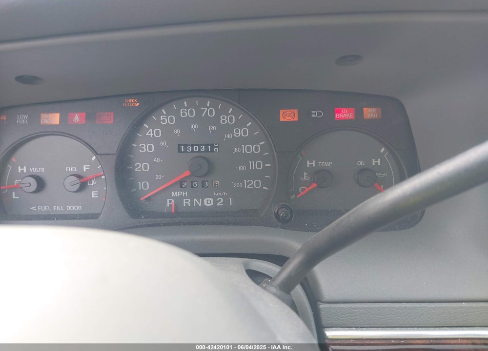 2004 MERCURY GRAND MARQUIS VIN: 2MEFM74W24X654185