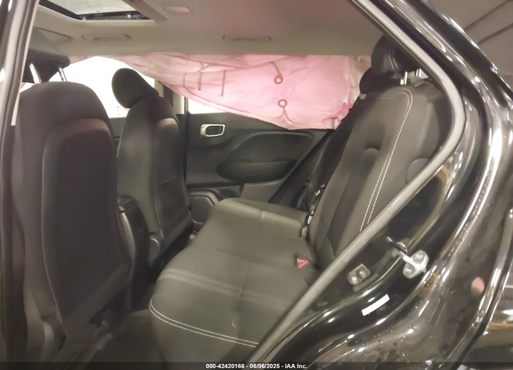 2021 HYUNDAI VENUE VIN: KMHRC8A38MU120323
