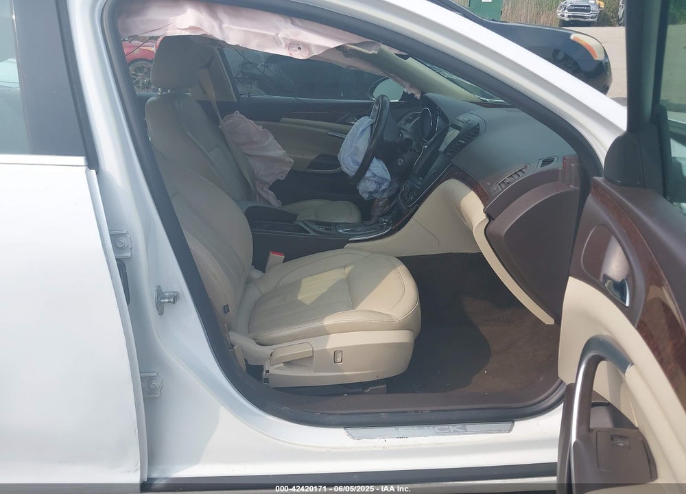 2012 BUICK REGAL VIN: 2G4GR5EK7C9108777